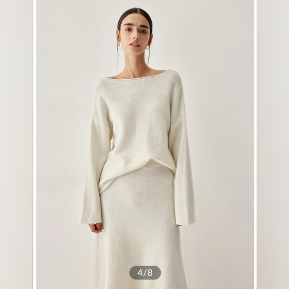 Oversized Sweater Two Piece Skirt Set - Picture 3 of 5